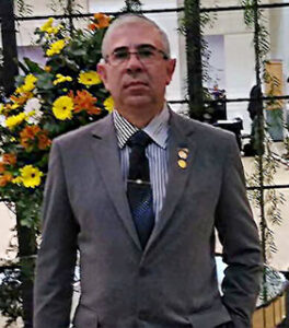 Prof. Claudio Roberto Dotto